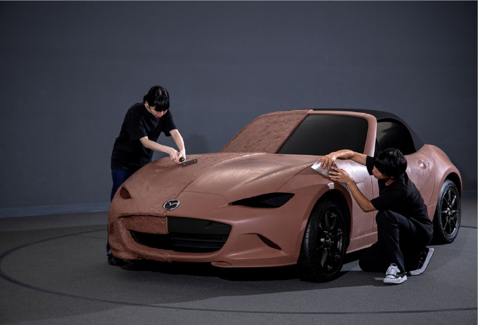 実物大のクレイモデル