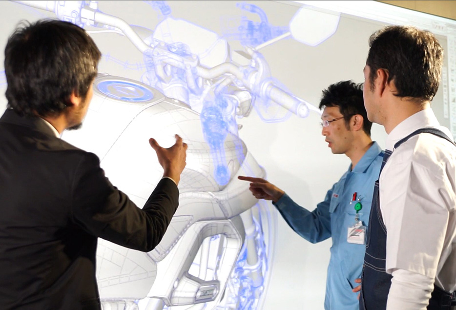 メンバーと話し合い